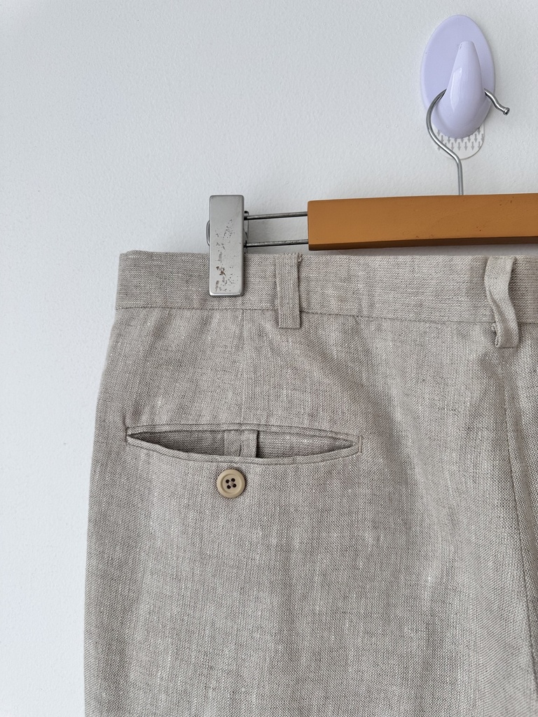 Pantalón en lino. 