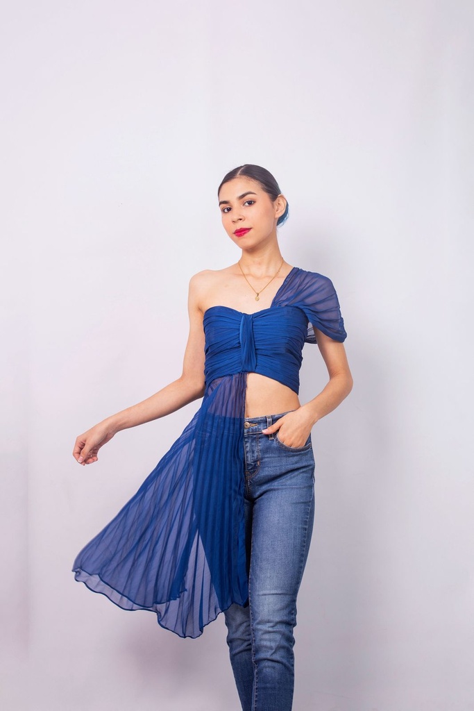 Crop top drapeado.